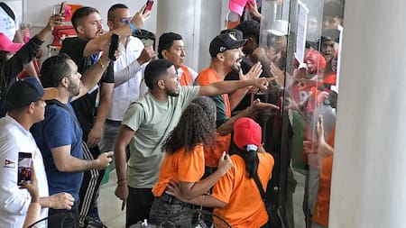 En vivo | Proceso de elección del rector de la Uniatlántico: tras cuatro horas de desmanes y caos, se normalizó la jornada en la sede norte