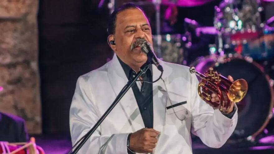 Wilfrido Vargas en UCI por neumonía e influenza