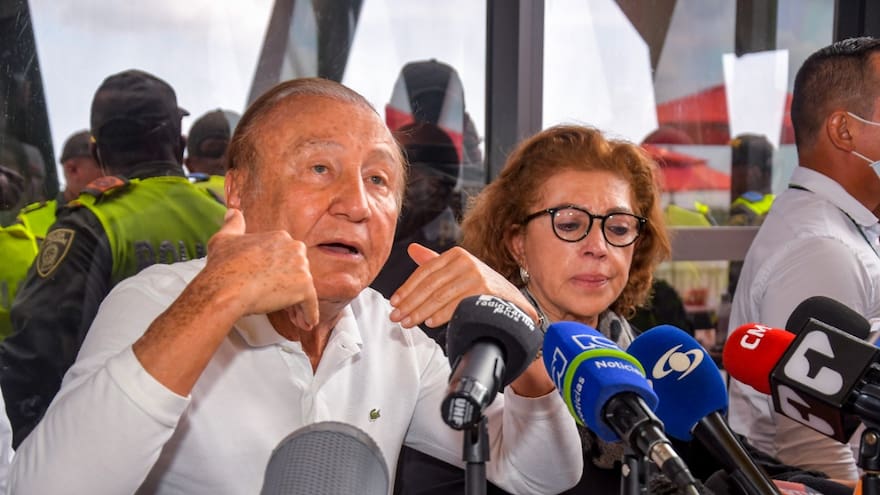 Pfizer se pronunció sobre la supuesta participación en fiesta en yate con Rodolfo Hernández