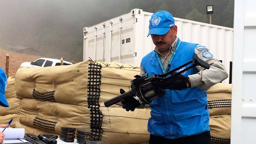 'Farc quieren mostrar al mundo que está cerrando una página en la historia del país'