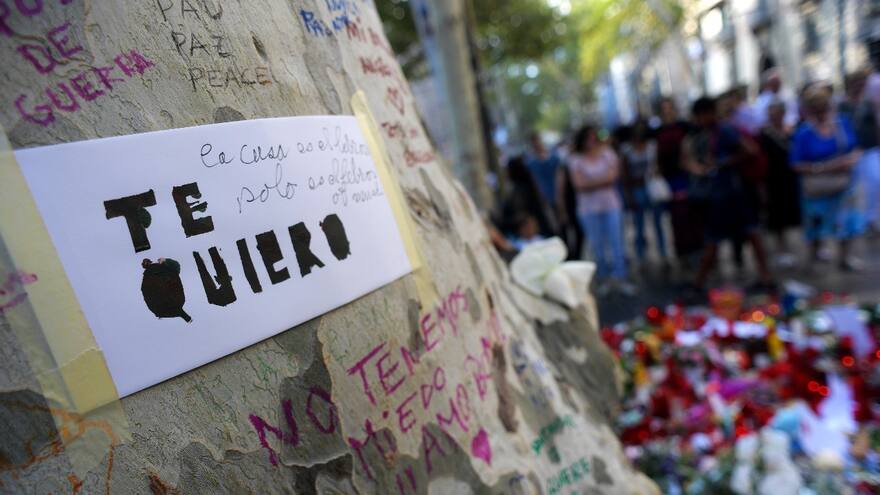 Identifican las 15 víctimas mortales de los ataques en Barcelona y Cambrils