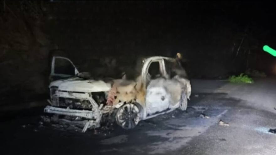 Hallan cadáver con signos de tortura y un vehículo incinerado en Tierralta