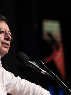 No sigamos Petrificados