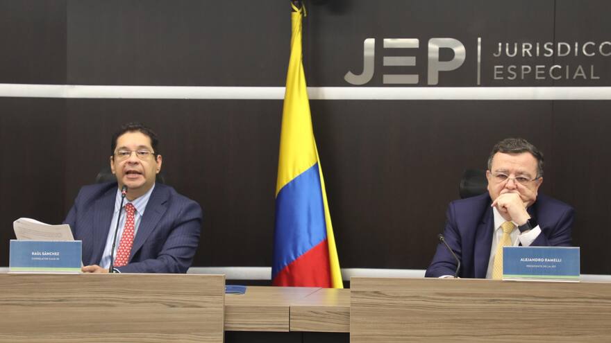 JEP imputa crímenes de guerra y de lesa humanidad a 12 ex-FARC