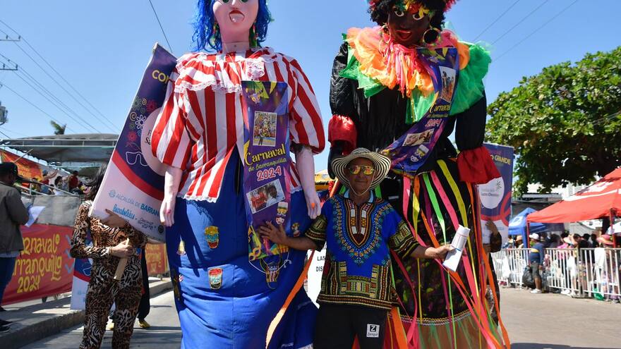 Las gigantonas de Diego Altamiranda, un disfraz con más de 70 años