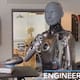 Robot humanoide, de Inglaterra, promete que no dominarán el mundo porque están para ayudar a los humanos