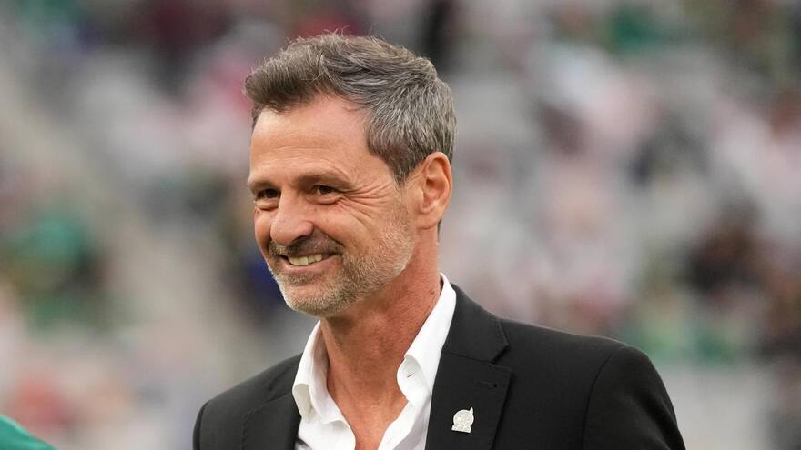 Despiden al argentino Diego Cocca de la selección de México