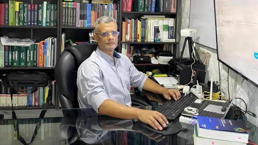 Pese a condena, defensa del exsenador Álvaro García insiste en inocencia