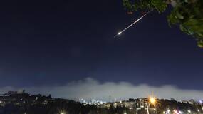 Irán lanza una nueva oleada de ataques contra Israel y países del Golfo