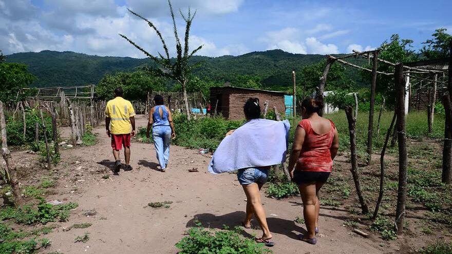 Invaden zona de ‘cementerio tóxico’ en Codazzi