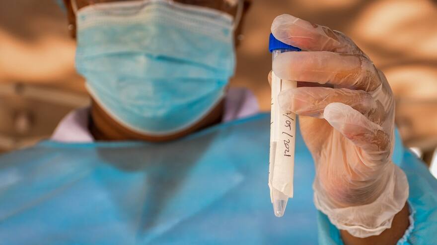 Variante Delta, posible acelerador del cuarto pico