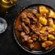 Receta fácil para preparar carne guisada con papa criolla