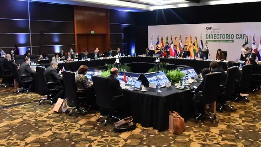 CAF aprueba créditos por USD1.800 millones para Colombia