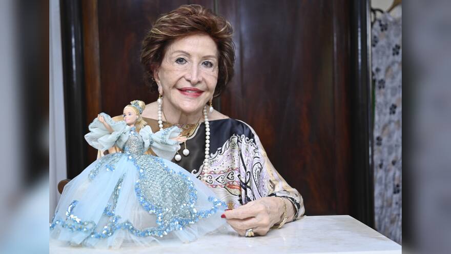 Barbie la película: Amalín de Hazbún crea a la Barbie carnavalera