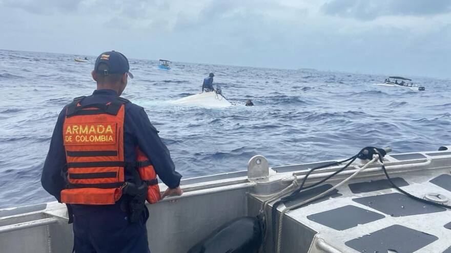 Lancha sin licencia para navegar se volcó en playas de San Andrés