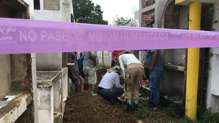 La UBPD inició la intervención del cementerio de El Carmen, en Bolívar