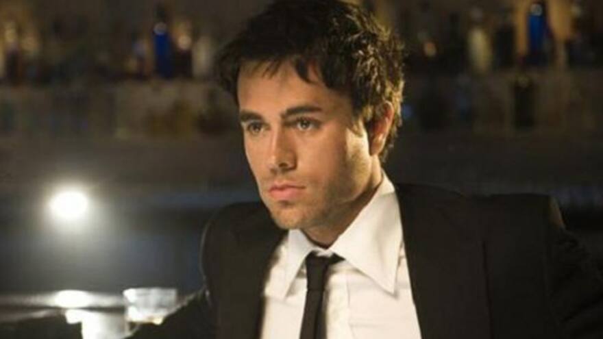 Enrique Iglesias tendrá un dueto con Kylie Minogue en su próximo disco