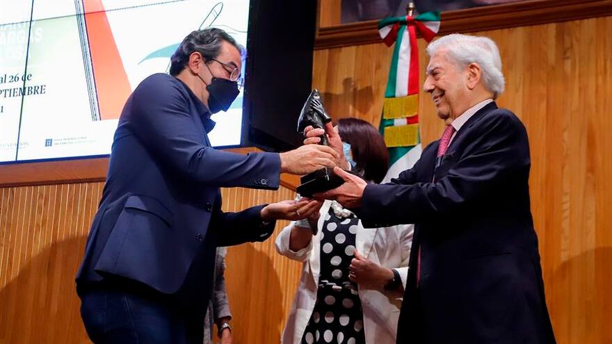 El colombiano que ganó el Premio Novela Mario Vargas Llosa