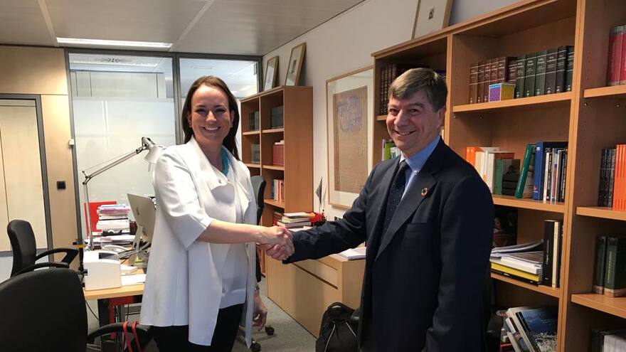 Icetex y Fundación Carolina ofrecen becas para poblaciones indígenas