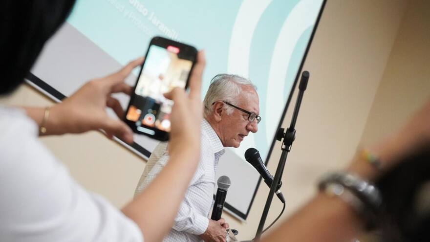 Necesitamos no liquidar las EPS, sino fortalecerlas: ministro de Salud