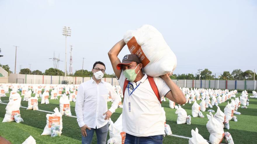 Archivan investigación contra Caicedo por presuntos sobrecostos de mercados