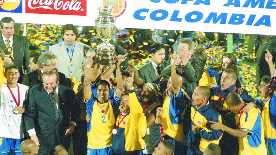 ¿Qué edad tenían los jugadores de la selección Colombia en el título de 2001?