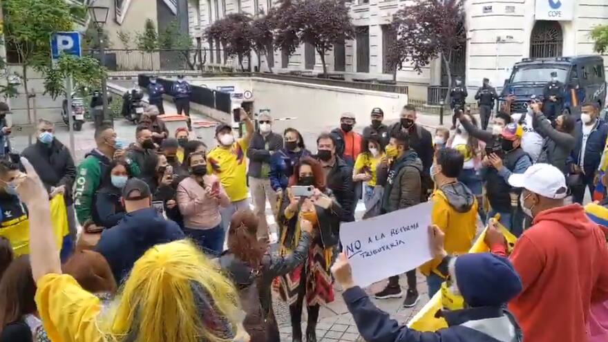 Colombianos radicados en el extranjero se unieron a la protesta contra la reforma tributaria