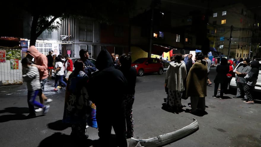 Temblor en México de magnitud 6,9 deja varias personas muertas