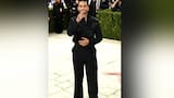 Maluma dice en la gala del Met que está “practicando bastante para tener más hijos”