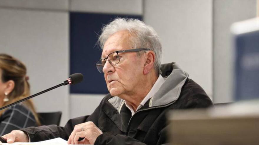 Arias Cabrales: víctimas de Palacio de Justicia apoyan retiro de medallas al general retirado