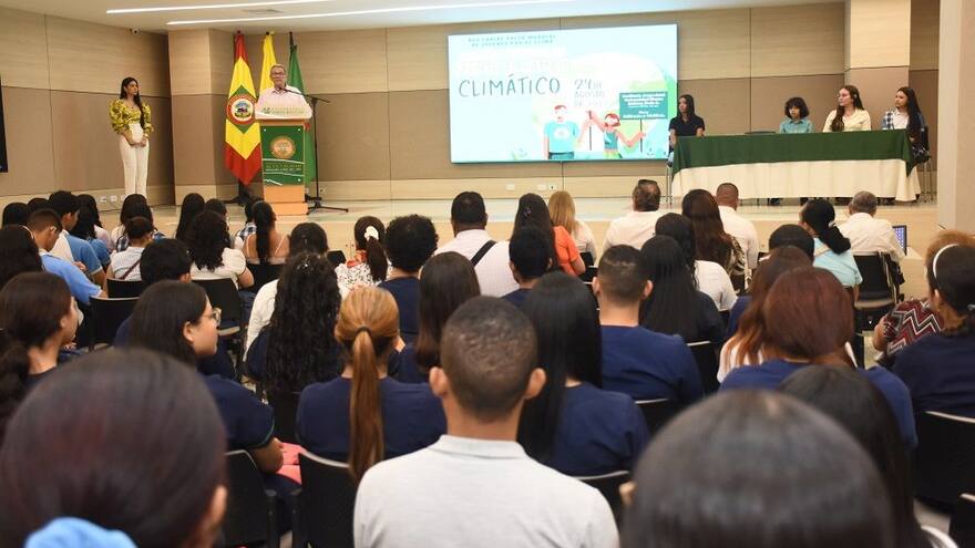Los jóvenes como actores contra el cambio climático: Conversatorio Unisimón