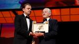 Robert De Niro recibió la Palma de Oro honorífica e hizo un llamado a Trump