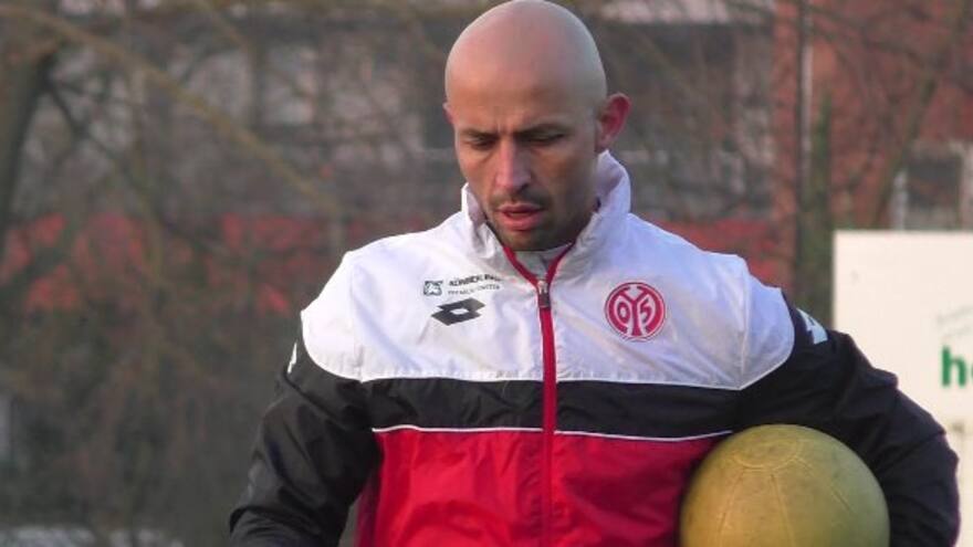 Elkin Soto vuelve a entrenar con el Mainz 05 tras un año de baja