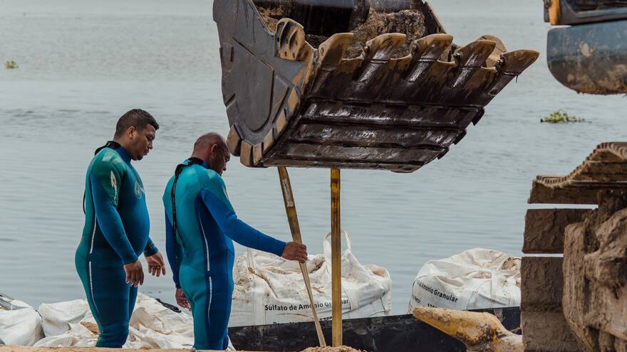 Triple A culminó trabajos en río Magdalena e inició normalización de coloración del agua
