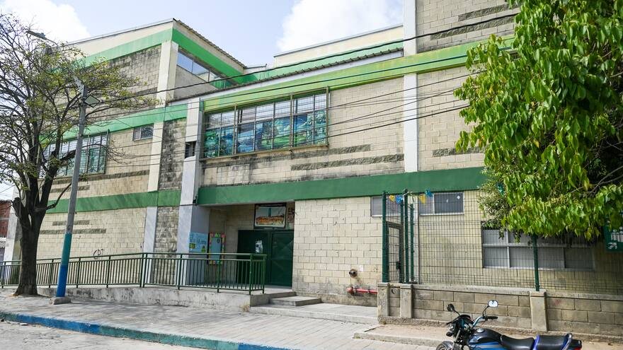 Alcaldía brinda asesoría y acompañamiento a la comunidad educativa luego de supuestos panfletos amenazantes contra estudiantes
