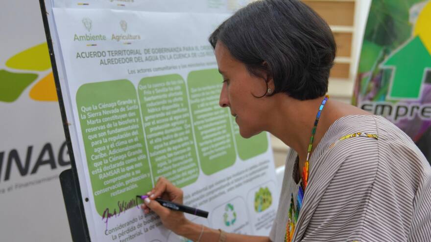 En la Zona Bananera del Magdalena firman acuerdo histórico por el agua