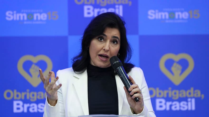 La senadora brasileña Simone Tebet anuncia su apoyo a Lula en segunda vuelta