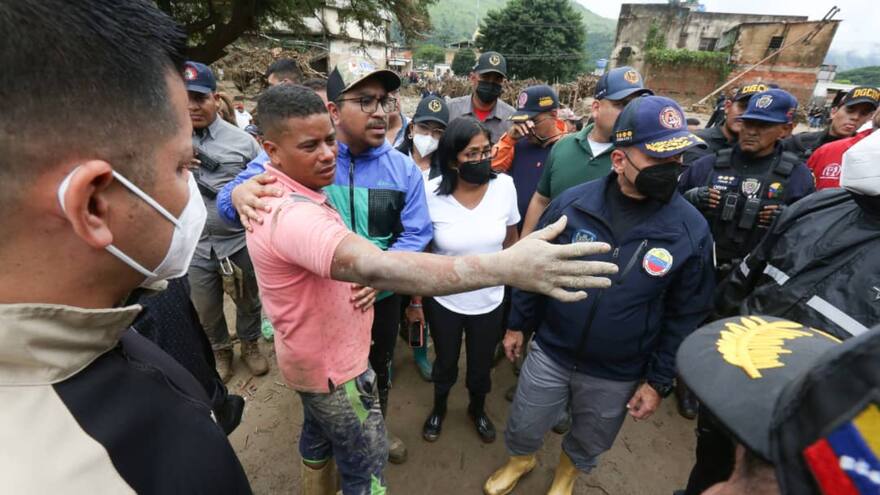 Ascienden a 36 los muertos en zona del deslave en Venezuela