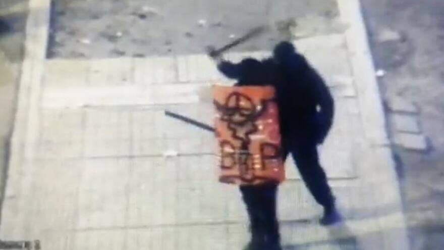 Disturbios en Bogotá dejan dos menores heridos, uno de ellos de gravedad