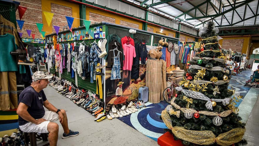 Regalos, comida y ‘pintas’ de diciembre están en los mercados de Barranquilla