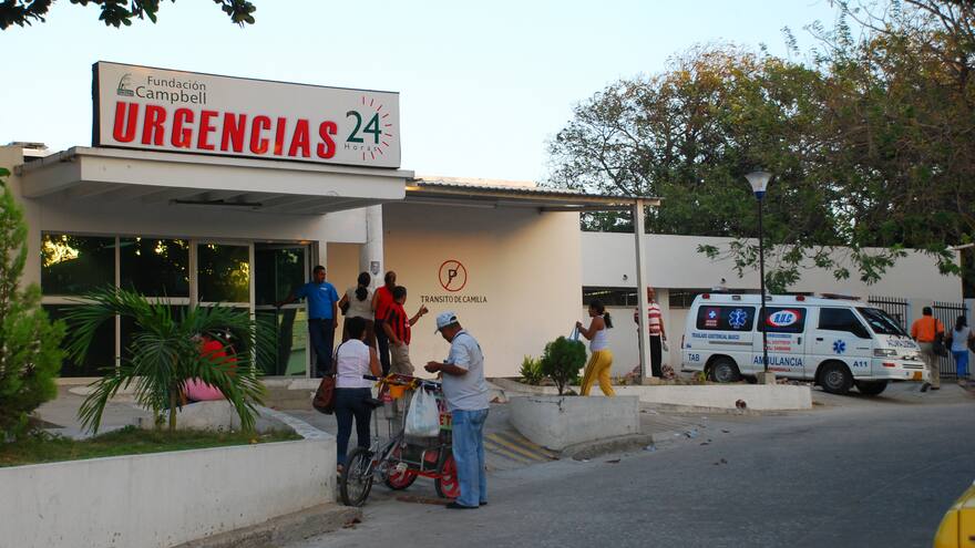 Catorce menores intoxicados por dulces que le vendió compañera de clase