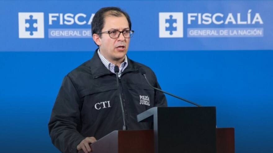 Fiscalía suspende órdenes de captura a 19 disidentes de las Farc