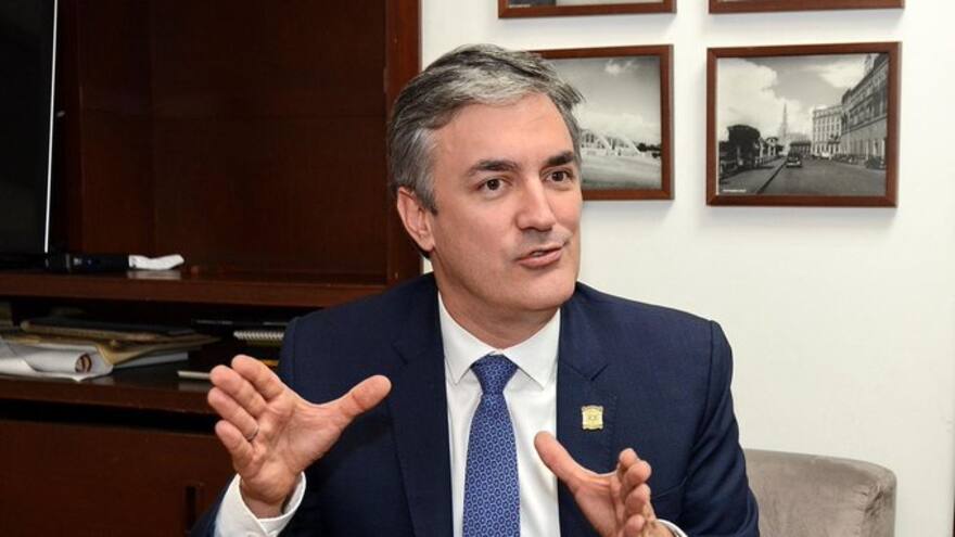 CD pide al Congreso abrir investigación formal y no previa contra Gustavo Petro