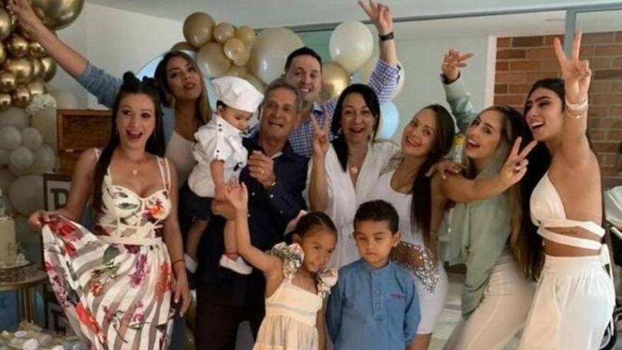 Los romances e hijos de Darío Gómez