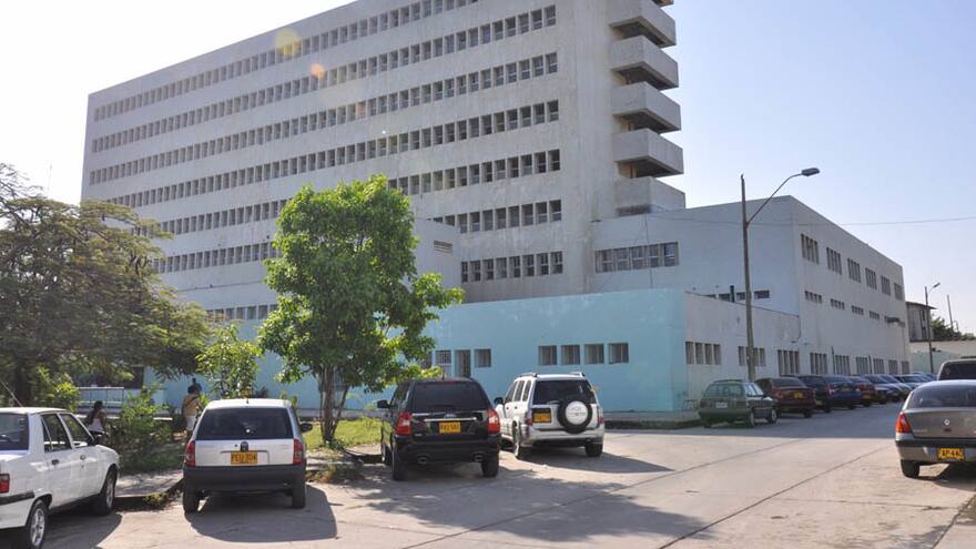 Niña de 4 años murió abandonada en un carro en Cartagena