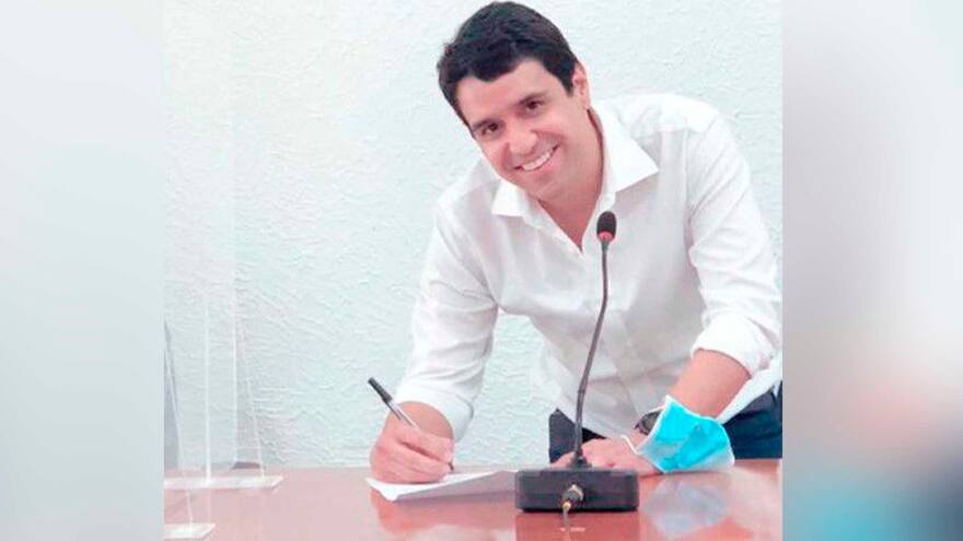 Contralor distrital Carlos Felipe Quintero presenta renuncia ante el Concejo de Barranquilla