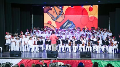 Niños del Conservatorio y la Banda Departamental de Sucre brillaron en la inauguración del Encuentro Nacional de Bandas