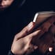 Estas son las 3 aplicaciones que expertos recomiendan eliminar del celular para evitar robos o estafas