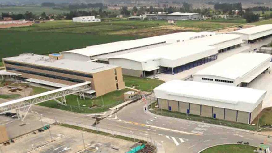 Superindustria multa a Schlumberger Surenco