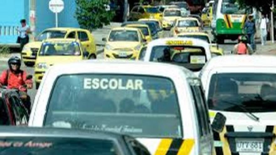 Transportistas escolares exigen al Gobierno modificación de decreto